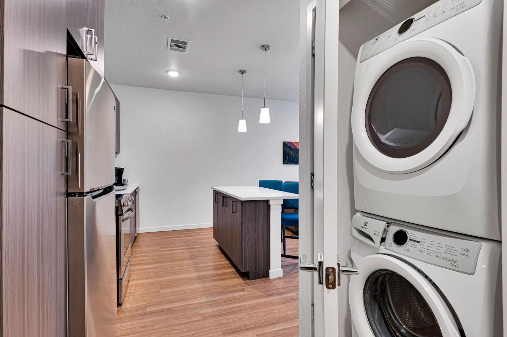 My Sweet Rentals- 30 Night Min Apartamento